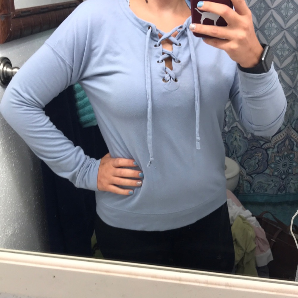 Baby blue pull over